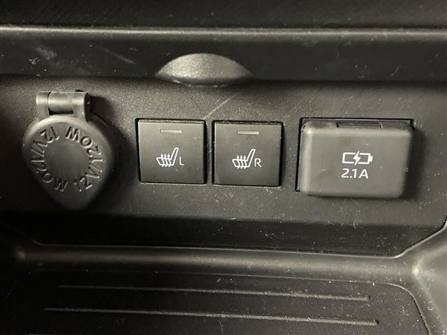 ライズ Ｚ　ナビ　バックカメラ　ＥＴＣ　ドラレコ　シートヒーター　衝突被害軽減ブレーキ　レーンアシスト　アダプティブクルーズコントロール　ＬＥＤヘッドライト　オートライト　革巻きステアリング　スマートキー　禁煙車（9枚目）