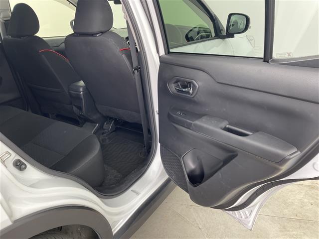 ライズ Ｚ　ナビ　バックカメラ　ＥＴＣ　ドラレコ　シートヒーター　衝突被害軽減ブレーキ　レーンアシスト　アダプティブクルーズコントロール　ＬＥＤヘッドライト　オートライト　革巻きステアリング　スマートキー　禁煙車（41枚目）