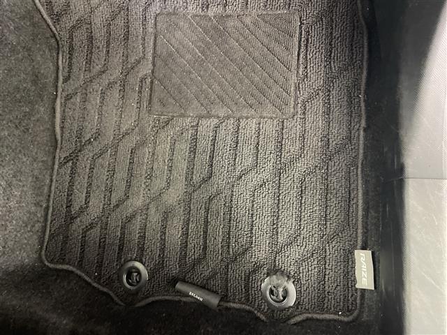 ライズ Ｚ　ナビ　バックカメラ　ＥＴＣ　ドラレコ　シートヒーター　衝突被害軽減ブレーキ　レーンアシスト　アダプティブクルーズコントロール　ＬＥＤヘッドライト　オートライト　革巻きステアリング　スマートキー　禁煙車（42枚目）