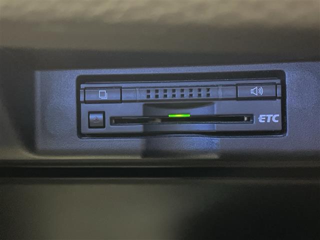 ハリアー プレミアム アドバンスドパッケージ 純正9型ナビ 全周囲カメラ JBL ETC ドラレコ 電動リアゲート ハーフレザーシート 衝突被害軽減ブレーキ レーンアシスト オートマチックハイビーム LEDヘッドライト オートハイビーム 禁煙(6枚目)