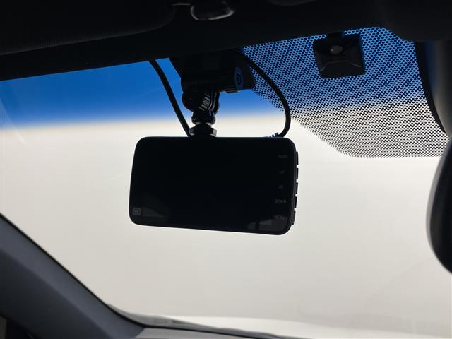 ハリアー プレミアム アドバンスドパッケージ 純正9型ナビ 全周囲カメラ JBL ETC ドラレコ 電動リアゲート ハーフレザーシート 衝突被害軽減ブレーキ レーンアシスト オートマチックハイビーム LEDヘッドライト オートハイビーム 禁煙(7枚目)