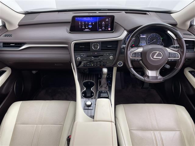 ＲＸ ＲＸ４５０ｈ　バージョンＬ　ムーンルーフ　純正１２．３型ナビ　全周囲カメラ　ＥＴＣ２．０　シートヒーター　シートベンチレーション　ハンドルヒーター　電動リアゲート　ＢＳＭ　追従クルーズコントロール　ＭＴモード付シフト　禁煙車（2枚目）