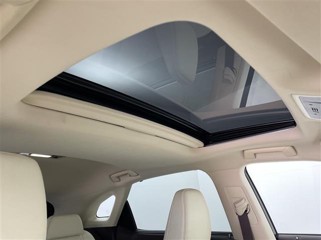 ＲＸ ＲＸ４５０ｈ　バージョンＬ　ムーンルーフ　純正１２．３型ナビ　全周囲カメラ　ＥＴＣ２．０　シートヒーター　シートベンチレーション　ハンドルヒーター　電動リアゲート　ＢＳＭ　追従クルーズコントロール　ＭＴモード付シフト　禁煙車（3枚目）