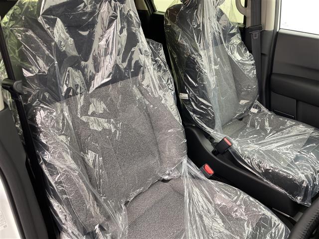 フリード ｅ：ＨＥＶエアー　ＥＸ　登録済未使用車　純正９型ナビ　バックカメラ　アダプティブクルーズコントロール　両側電動スライドドア　ハーフレザーシート　シートヒーター　ＬＥＤ　オートマチックハイビーム　衝突被害軽減ブレーキ　禁煙（32枚目）