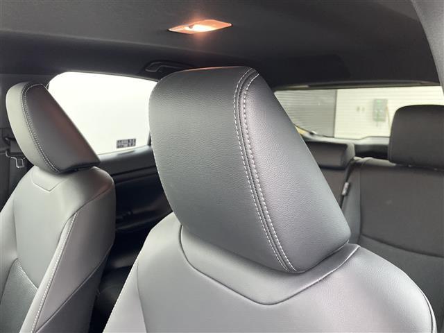 ヤリスクロス ハイブリッドＺ　純正８型ナビ　全周囲カメラ　ＥＴＣ２．０　ドラレコ　ＢＳＭ　ハーフレザーシート　シートヒーター　衝突被害軽減ブレーキ　レーンアシスト　クリアランスソナー　アダプティブクルーズコントロール　禁煙車（35枚目）