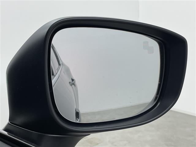 ＣＸ－５ ＸＤ　スポーツアピアランス　純正１０．２５型ナビ　全周囲カメラ　フルセグＴＶ　ＥＴＣ　電動バックドア　シートヒーター／シートベンチレーション　ハンドルヒーター　ＢＳＭ　追従クルーズコントロール　オートハイビーム　ＬＥＤ　禁煙車（10枚目）