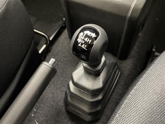 ジムニー ＸＣ　届出済未使用車　４ＷＤターボ　追従クルーズコントロール　シートヒーター　衝突被害軽減システム　レーンキープアシスト　ＬＥＤヘッドライト　オートマチックハイビーム　フォグライト　スマートキー　禁煙車（15枚目）