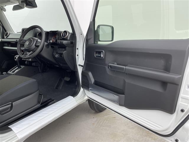 ジムニー ＸＣ　届出済未使用車　４ＷＤターボ　追従クルーズコントロール　シートヒーター　衝突被害軽減システム　レーンキープアシスト　ＬＥＤヘッドライト　オートマチックハイビーム　フォグライト　スマートキー　禁煙車（41枚目）