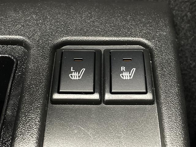 ジムニー ＸＣ　届出済未使用車　４ＷＤターボ　追従クルーズコントロール　シートヒーター　衝突被害軽減システム　レーンキープアシスト　ＬＥＤヘッドライト　オートマチックハイビーム　フォグライト　スマートキー　禁煙車（4枚目）