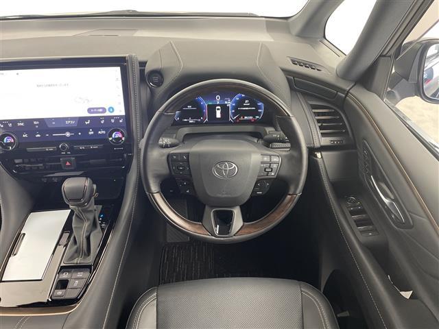 アルファード Ｚ　ムーンルーフ　１３．２型後席モニター　純正１４型ナビ　ドラレコ　ＥＴＣ２．０　電子ミラー　ユニバーサルステップ　電動バックドア　両側電動スライドドア　シートベンチレーションシートヒーター　ＢＳＭ　禁煙（21枚目）