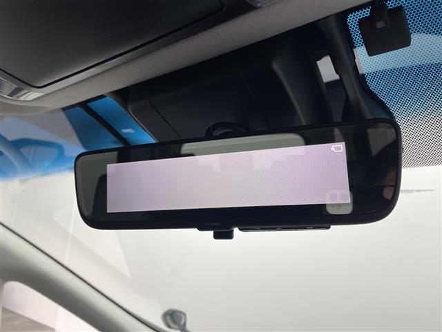 ヴェルファイアハイブリッド ＺＲ　モデルリスタフルエアロ　純正後席モニター　純正１０型ナビ　電子ミラー　バックカメラ　ドラレコ　ビルトインＥＴＣ２．０　電動バックドア　両側電動スライドドア　シートヒーター／シートベンチレーション　禁煙（7枚目）