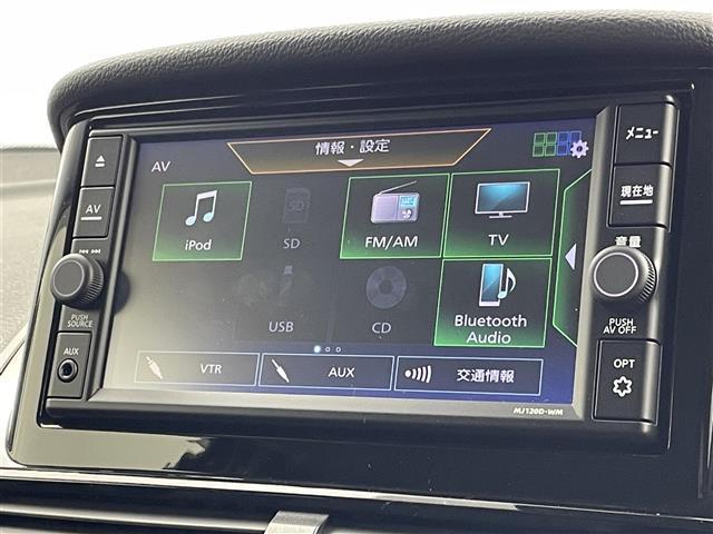 エクリプスクロスＰＨＥＶ Ｇ　純正７インチナビ　バックカメラ　レーダークルーズコントロール　ＬＥＤ　ＡＨＢ　ハーフレザーシート　Ｐシート　シートヒーター　純正１８インチＡＷ　ステアリングヒーター　ステアリングリモコン　ＥＴＣ　禁煙（4枚目）