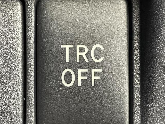 エスクァイア ハイブリッドＧｉ　ブラックテーラード　純正１０インチナビ　バックカメラ　クルーズコントロール　両側パワースライドドア　ＬＥＤ　ＡＨＢ　シートヒーター　純正１５インチＡＷ積込　ステアリングリモコン　ドライブレコーダー　ＥＴＣ　禁煙車（10枚目）