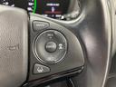 ヴェゼル ハイブリッドＺ・ホンダセンシング　純正８型ナビ　バックカメラ　アダプティブクルーズコントロール　レーンキープアシスト　衝突被害軽減ブレーキ　シートヒーター　ＬＥＤヘッドライト　ドライブレコーダー　ＥＴＣ　純正アルミホイール　禁煙車（8枚目）