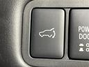 デリカＤ：５ シャモニー　１１型ナビ　１２．８型フリップダウンモニター　ハンドルヒーター　パドルシフト　フルセグ　純正アルミホイール　オートライト　オートマチックハイビーム　ステアリングスイッチ　革巻きステアリング　禁煙車（6枚目）
