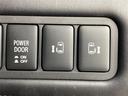デリカＤ：５ シャモニー　１１型ナビ　１２．８型フリップダウンモニター　ハンドルヒーター　パドルシフト　フルセグ　純正アルミホイール　オートライト　オートマチックハイビーム　ステアリングスイッチ　革巻きステアリング　禁煙車（7枚目）