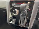 シャモニー　１１型ナビ　１２．８型フリップダウンモニター　ハンドルヒーター　パドルシフト　フルセグ　純正アルミホイール　オートライト　オートマチックハイビーム　ステアリングスイッチ　革巻きステアリング　禁煙車（16枚目）
