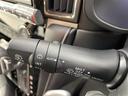 シャモニー　１１型ナビ　１２．８型フリップダウンモニター　ハンドルヒーター　パドルシフト　フルセグ　純正アルミホイール　オートライト　オートマチックハイビーム　ステアリングスイッチ　革巻きステアリング　禁煙車（21枚目）