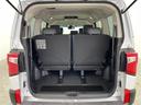 シャモニー　１１型ナビ　１２．８型フリップダウンモニター　ハンドルヒーター　パドルシフト　フルセグ　純正アルミホイール　オートライト　オートマチックハイビーム　ステアリングスイッチ　革巻きステアリング　禁煙車（33枚目）