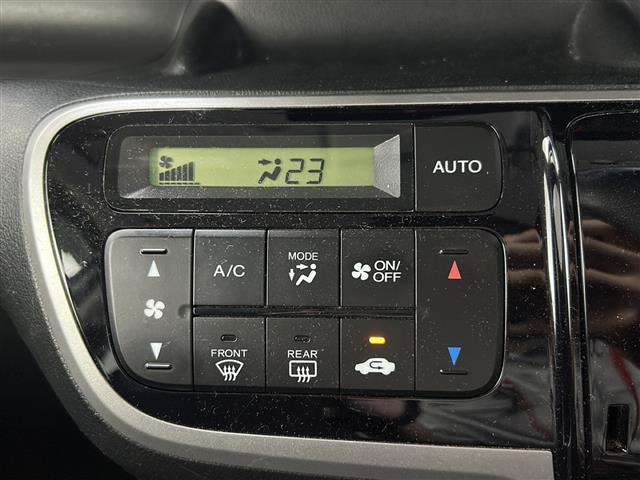 Ｎ－ＢＯＸ Ｇ　ＳＳパッケージ　社外ＳＤナビ　型式：ＡＶＮ－Ｖ０２（ＦＭ／ＡＭ／ＢＴ／ＴＶ／ＣＤ／ＤＶＤ／ＡＵＸ）両側パワースライドドア　純正アルミホイール　純正フロアマット　社外ＥＴＣ　ＡＢＳ　横滑り防止装置　スマートキー（11枚目）
