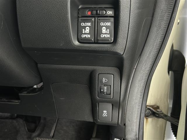 Ｎ－ＢＯＸ Ｇ　ＳＳパッケージ　社外ＳＤナビ　型式：ＡＶＮ－Ｖ０２（ＦＭ／ＡＭ／ＢＴ／ＴＶ／ＣＤ／ＤＶＤ／ＡＵＸ）両側パワースライドドア　純正アルミホイール　純正フロアマット　社外ＥＴＣ　ＡＢＳ　横滑り防止装置　スマートキー（12枚目）