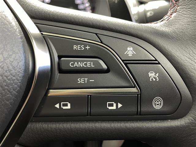 スカイライン ニスモ　純正日産コネクトナビ　メーカーオプションサンルーフ　フルニスモエアロ　専用カーボンフィニッシャー　純正ビルトインＥＴＣ　ＲＥＣＡＲＯ製スポーツシート　専用チューニングコンピュータ（6枚目）
