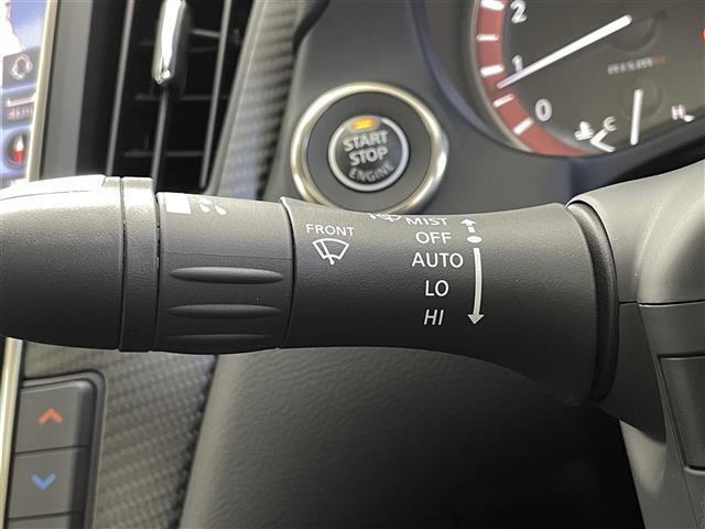 スカイライン ニスモ　純正日産コネクトナビ　メーカーオプションサンルーフ　フルニスモエアロ　専用カーボンフィニッシャー　純正ビルトインＥＴＣ　ＲＥＣＡＲＯ製スポーツシート　専用チューニングコンピュータ（7枚目）