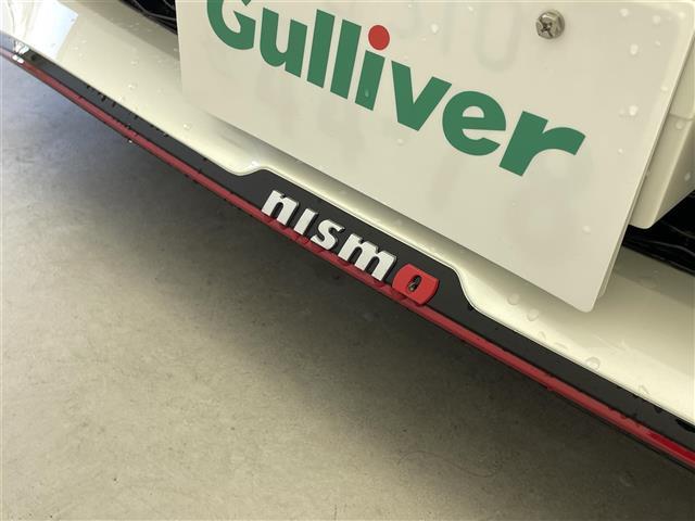 スカイライン ニスモ　純正日産コネクトナビ　メーカーオプションサンルーフ　フルニスモエアロ　専用カーボンフィニッシャー　純正ビルトインＥＴＣ　ＲＥＣＡＲＯ製スポーツシート　専用チューニングコンピュータ（12枚目）