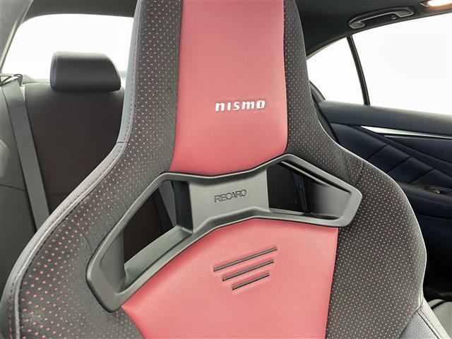 スカイライン ニスモ　純正日産コネクトナビ　メーカーオプションサンルーフ　フルニスモエアロ　専用カーボンフィニッシャー　純正ビルトインＥＴＣ　ＲＥＣＡＲＯ製スポーツシート　専用チューニングコンピュータ（13枚目）