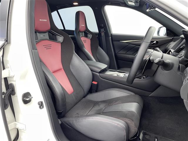 スカイライン ニスモ　純正日産コネクトナビ　メーカーオプションサンルーフ　フルニスモエアロ　専用カーボンフィニッシャー　純正ビルトインＥＴＣ　ＲＥＣＡＲＯ製スポーツシート　専用チューニングコンピュータ（14枚目）
