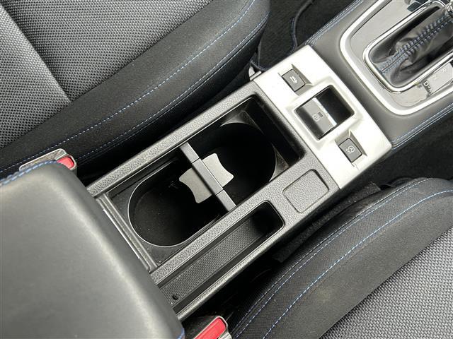 レヴォーグ １．６ＧＴ－Ｓアイサイト　純正フルセグＳＤナビ　Ｂｌｕｅｔｏｏｔｈ／ＴＶ／ＤＶＤ／ＣＤ／ＡＭ／ＦＭ　バックカメラ　純正１８インチＡＷ　ＥＴＣ　アダプティブクルーズコントロール　レーンキープアシスト　純正フロアマット（11枚目）