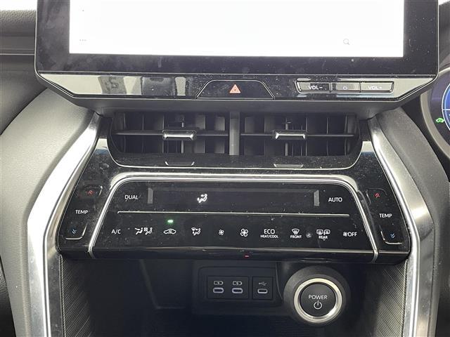 ハリアーハイブリッド Ｇ　純正ナビ機能付きディスプレイオーディオ（ＦＭ／ＡＭ／ＢＴ／ＨＤＭＩ／ＵＳＢ）　ハーフレザーシート　パワーバックドア　純正ＥＴＣ２．０　純正フロアマット　スマートキー　トヨタセーフティセンス　ＡＢＳ（10枚目）