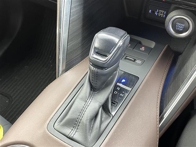 ハリアー Z JBLオプションサウンド 純正メモリナビ(AM/FM/BT/USB/TV/AUX)パワーバックドア 内装ブラウンレザー パワーシート 純正ビルトインETC 純正アルミホイール 純正フロアマット(11枚目)