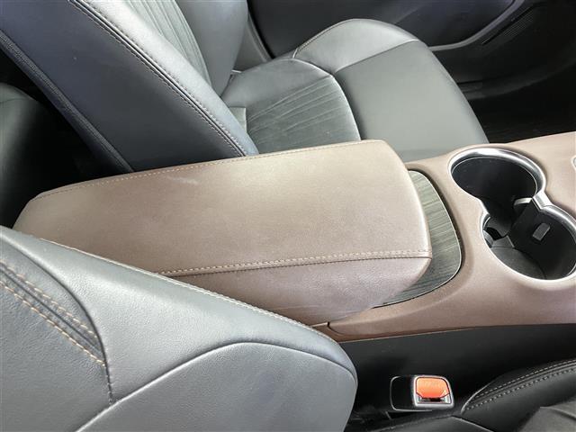 ハリアー Z JBLオプションサウンド 純正メモリナビ(AM/FM/BT/USB/TV/AUX)パワーバックドア 内装ブラウンレザー パワーシート 純正ビルトインETC 純正アルミホイール 純正フロアマット(12枚目)