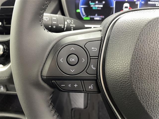 カローラクロス ハイブリッド Z 純正メモリナビ機能付きディスプレイオーディオ(FM/AM/BT/USB/AppleCArPlay/androidAuto) シートヒーター パワーバックドア 純正ビルトインETC トヨタセーフティ(4枚目)