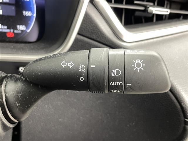 カローラクロス ハイブリッド Z 純正メモリナビ機能付きディスプレイオーディオ(FM/AM/BT/USB/AppleCArPlay/androidAuto) シートヒーター パワーバックドア 純正ビルトインETC トヨタセーフティ(7枚目)