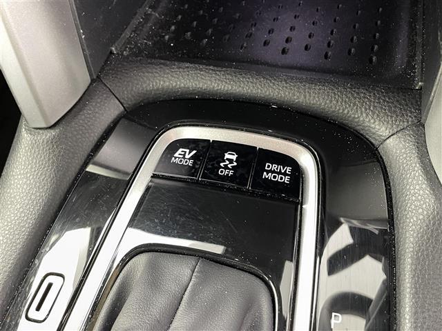 カローラクロス ハイブリッド Z 純正メモリナビ機能付きディスプレイオーディオ(FM/AM/BT/USB/AppleCArPlay/androidAuto) シートヒーター パワーバックドア 純正ビルトインETC トヨタセーフティ(11枚目)