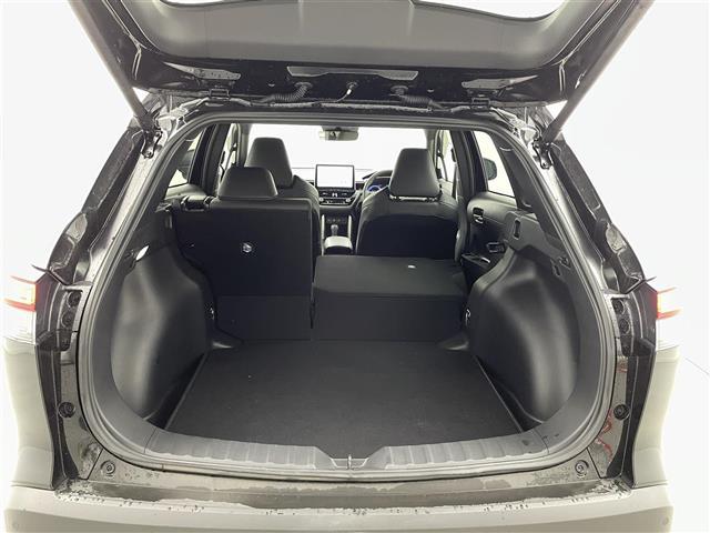 カローラクロス ハイブリッド Z 純正メモリナビ機能付きディスプレイオーディオ(FM/AM/BT/USB/AppleCArPlay/androidAuto) シートヒーター パワーバックドア 純正ビルトインETC トヨタセーフティ(29枚目)