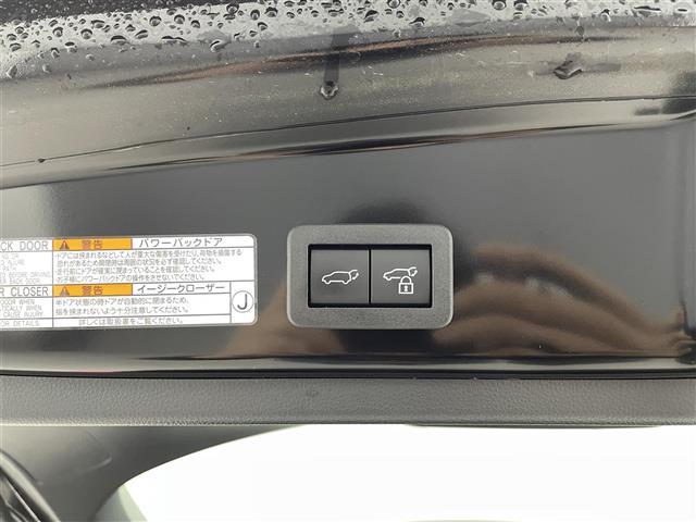 カローラクロス ハイブリッド Z 純正メモリナビ機能付きディスプレイオーディオ(FM/AM/BT/USB/AppleCArPlay/androidAuto) シートヒーター パワーバックドア 純正ビルトインETC トヨタセーフティ(32枚目)
