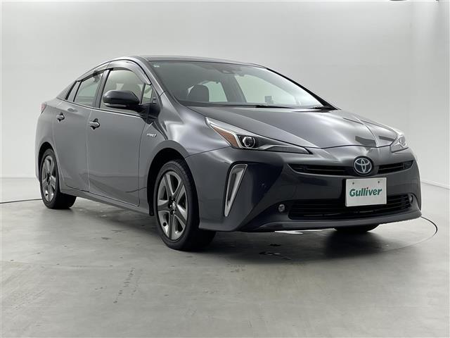 プリウス Sツーリングセレクション 4WD 純正SDナビ シートヒーター 純正18インチツーリングホイール バックカメラ 純正LEDヘッドライト 純正フロントフォグライト 純正ビルトインETC 社外レーダー ドライブレコーダー(21枚目)