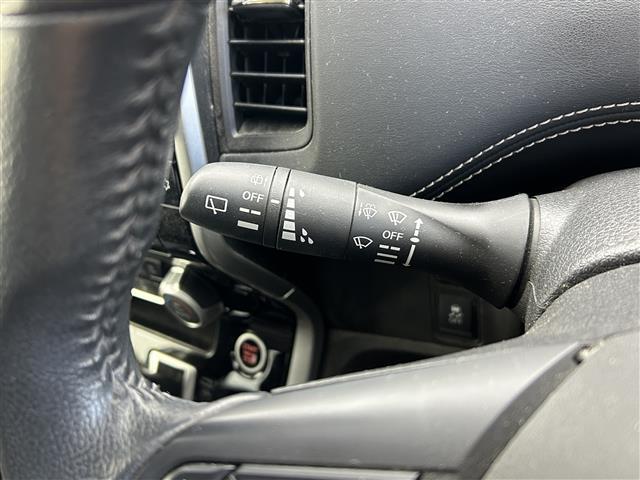 セレナ ハイウェイスター Vセレクション 日産純正SDナビ 型式:MM517D-L(FM/AM/BT/CD/DVD/SD/TV/Ipod)純正フリップダウンモニター 両側パワースライドドア ハンズフリーオートスライドドア プロパイロット(6枚目)