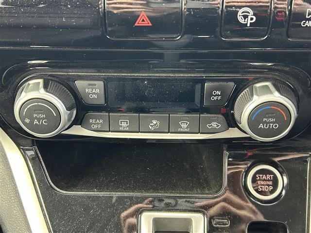 セレナ ハイウェイスター Vセレクション 日産純正SDナビ 型式:MM517D-L(FM/AM/BT/CD/DVD/SD/TV/Ipod)純正フリップダウンモニター 両側パワースライドドア ハンズフリーオートスライドドア プロパイロット(11枚目)