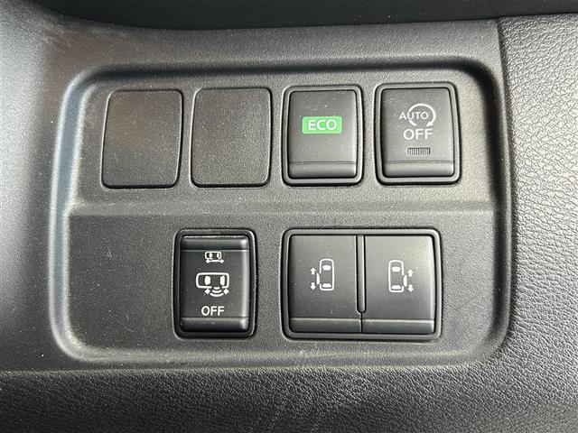 セレナ ハイウェイスター Vセレクション 日産純正SDナビ 型式:MM517D-L(FM/AM/BT/CD/DVD/SD/TV/Ipod)純正フリップダウンモニター 両側パワースライドドア ハンズフリーオートスライドドア プロパイロット(19枚目)