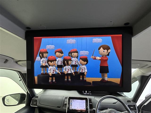 セレナ ハイウェイスター Vセレクション 日産純正SDナビ 型式:MM517D-L(FM/AM/BT/CD/DVD/SD/TV/Ipod)純正フリップダウンモニター 両側パワースライドドア ハンズフリーオートスライドドア プロパイロット(20枚目)