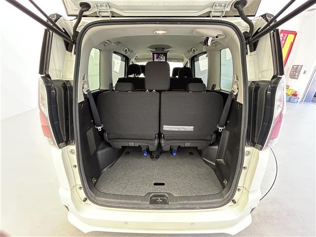 セレナ ハイウェイスター Vセレクション 日産純正SDナビ 型式:MM517D-L(FM/AM/BT/CD/DVD/SD/TV/Ipod)純正フリップダウンモニター 両側パワースライドドア ハンズフリーオートスライドドア プロパイロット(33枚目)