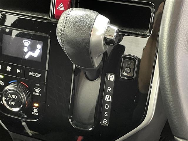 ルーミー カスタムＧ　Ｐａｎａｓｏｎｉｃナビ　ＣＤ／ＤＶＤ／Ｂｌｕｅｔｏｏｔｈ／フルセグ　両側パワースライドドア　スマートアシスト　クルーズコントロール　バックカメラ　シートヒーター　前後ドラレコ　ＬＥＤヘッドライト（11枚目）