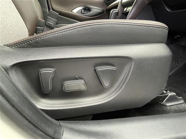 ヤリスクロス ハイブリッドZ 純正ディスプレイオーディオ(USB接続/Bluetooth/フルセグTV)全方位カメラ クルーズコントロール 衝突軽減ブレーキ ビルトインETC2.0 パワーシート シートヒーター(31枚目)