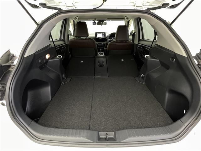 ヤリスクロス ハイブリッドZ 純正ディスプレイオーディオ(USB接続/Bluetooth/フルセグTV)全方位カメラ クルーズコントロール 衝突軽減ブレーキ ビルトインETC2.0 パワーシート シートヒーター(36枚目)