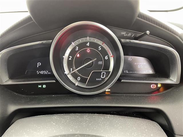 デミオ XDツーリング 純正マツダコネクトナビ CD DVD Bluetooth バックカメラ 衝突軽減 クルーズコントロール ステアリングリモコン オートライト フォグランプ プッシュスタート(28枚目)