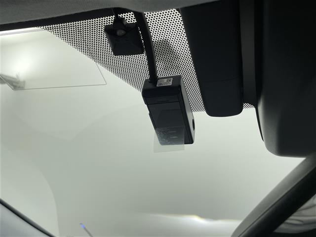 プリウス Aツーリングセレクション 純正ナビ CD DVD AM FM フルセグ Bluetooth シートヒーター ヘッドアップディスプレイ ブラインドスポットモニター オートライト オートマチックハイビーム パーキングアシスト(20枚目)